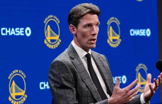 乐鱼-勇士仍未放弃库里时代 邓利维坚称目标是赢在当下