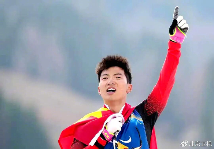 乐鱼体育下载-闪耀米兰：北京力量的冰雪传奇之余爽|AC米兰|冬残奥会|冬奥会|尚金财|越野滑雪_新浪体育_新浪新闻